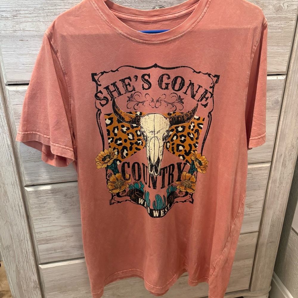 She's Gone Country Short Sleeve Tee - Dusty Coral